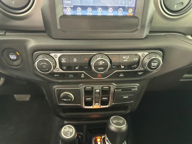 Used 2023 Jeep Wrangler Unlimited w/ Cold Weather Group AWD/4WD image 23