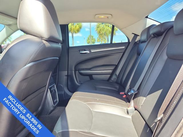 Used 2021 Chrysler 300 Touring L RWD image 14