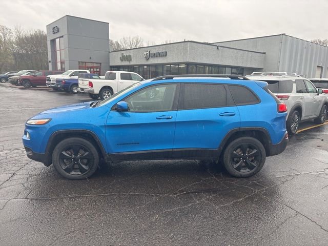 Used 2018 Jeep Cherokee Limited w/ High Altitude Package AWD/4WD image 5