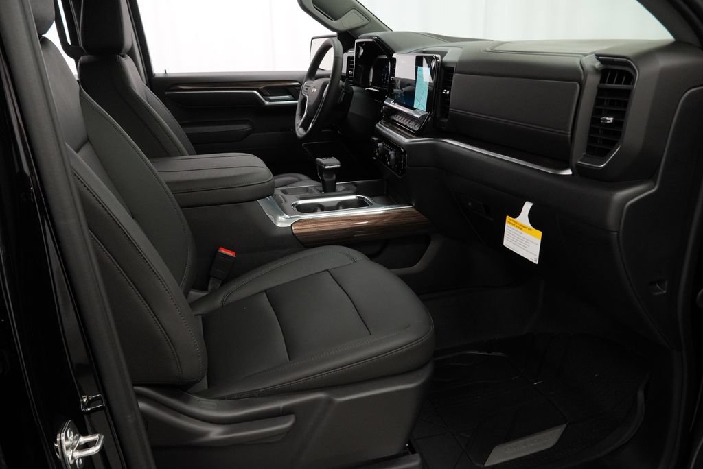New 2026 Chevrolet Silverado 1500 LT w/ Safety Package AWD/4WD image 30