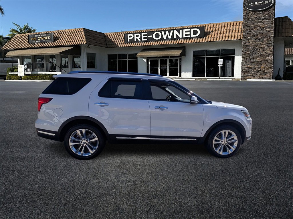 Used 2019 Ford Explorer Limited w/ Class III Trailer Tow Package image 8