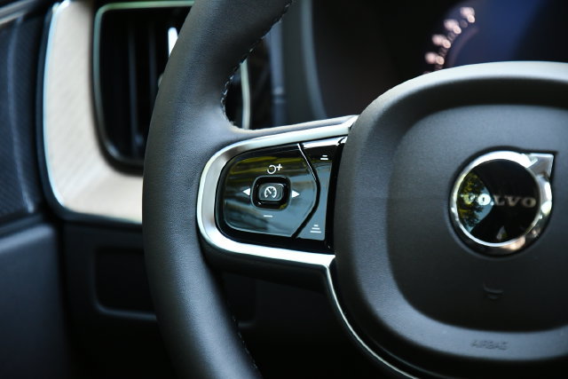 New 2027 Volvo XC60 B5 Ultra AWD/4WD image 23
