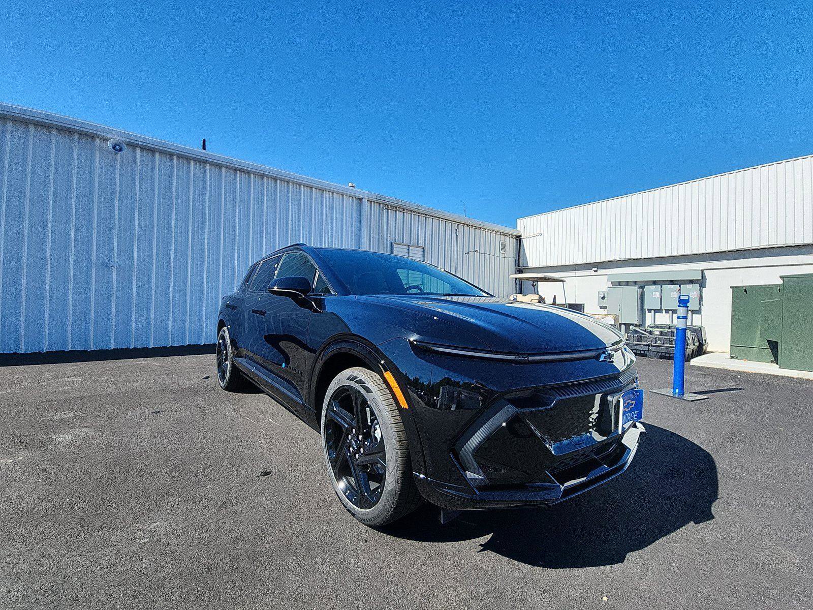 New 2025 Chevrolet Equinox EV RS AWD/4WD image 7