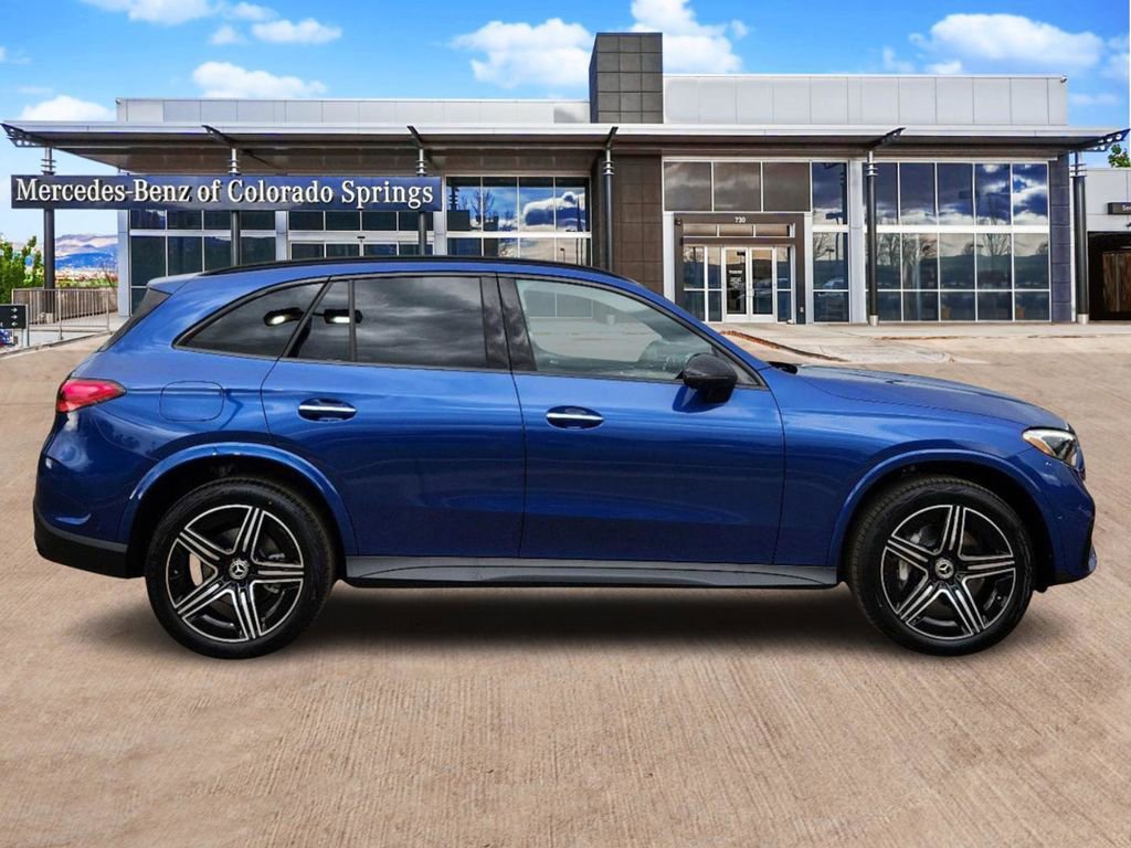 New 2025 Mercedes-Benz GLC 300 4MATIC image 4