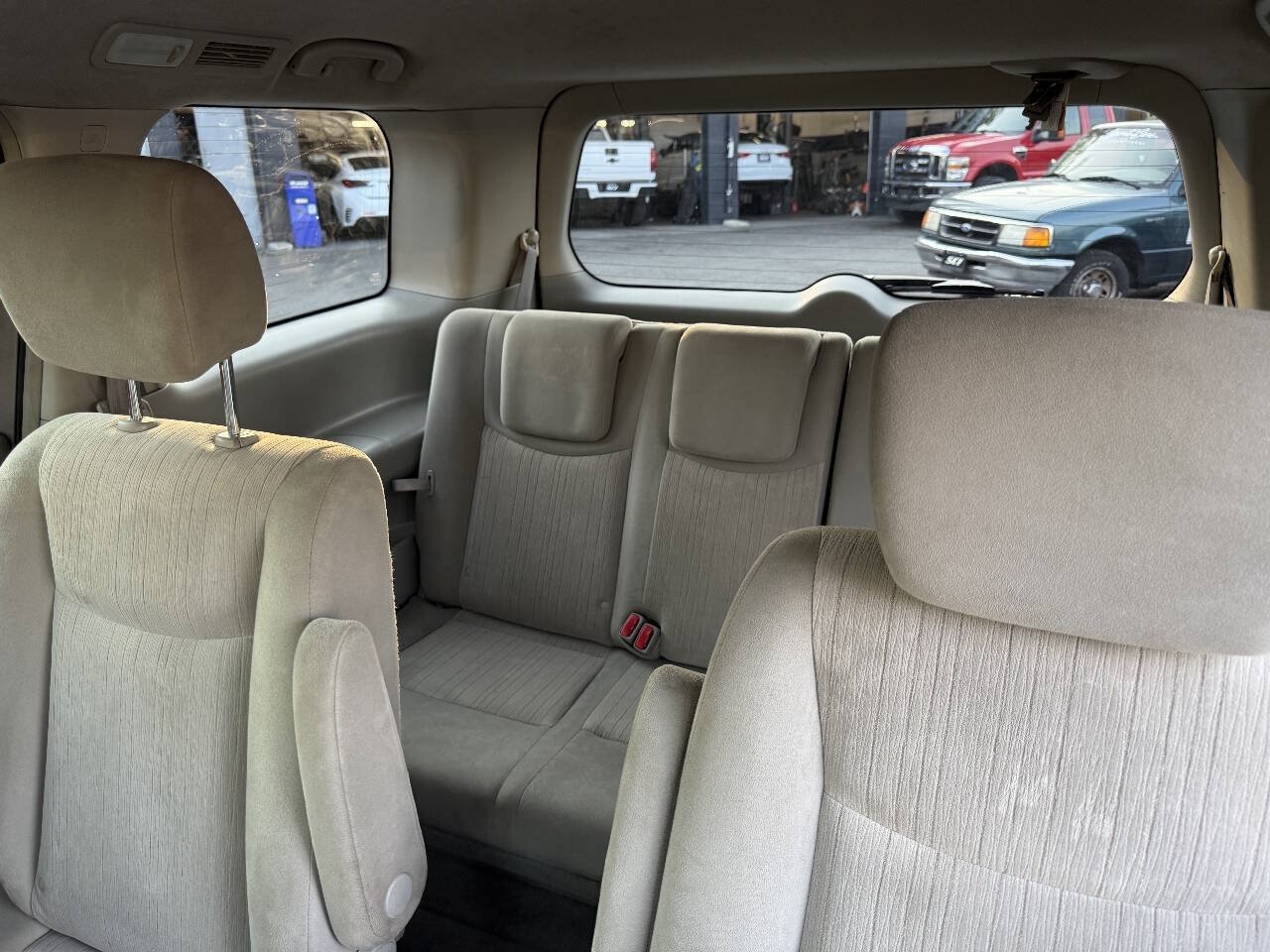 Used 2012 Nissan Quest S FWD image 13