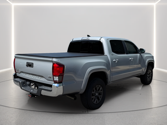 Used 2021 Toyota Tacoma SR5 AWD/4WD image 5