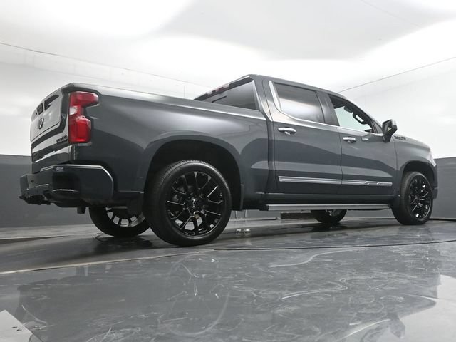 Certified 2026 Chevrolet Silverado 1500 High Country AWD/4WD image 39