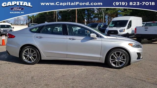 Used 2019 Ford Fusion SEL FWD image 9