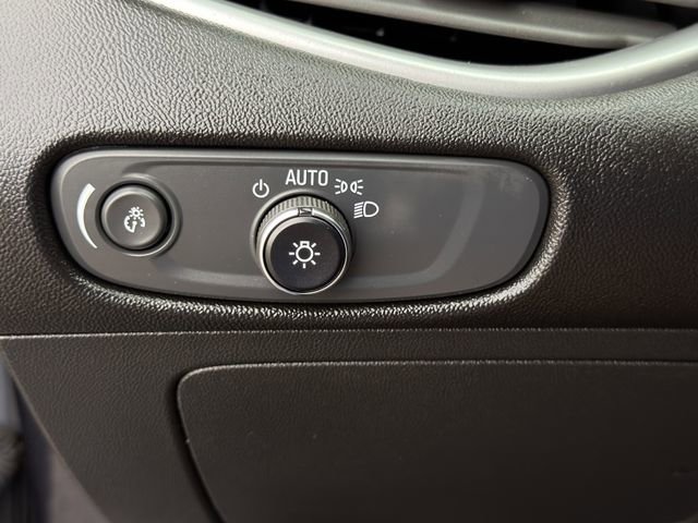 Used 2023 Chevrolet Malibu LS FWD image 22