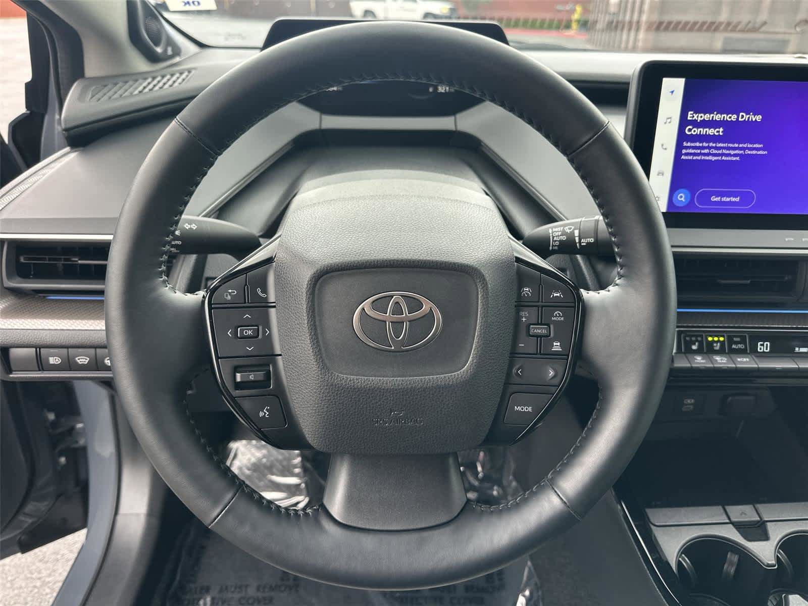Used 2025 Toyota Prius Limited w/ Limited Premium Package AWD/4WD image 16