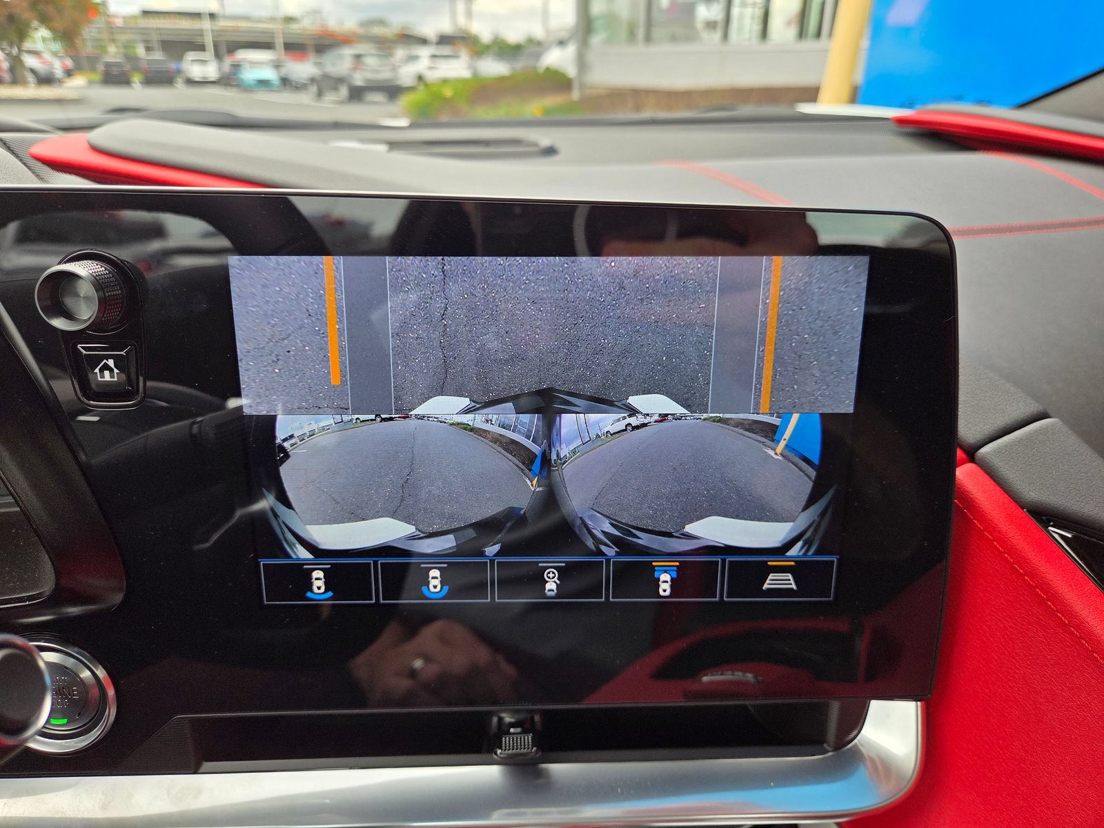 Used 2023 Chevrolet Corvette Stingray Preferred Cpe w/ Battery Protection Package RWD image 22