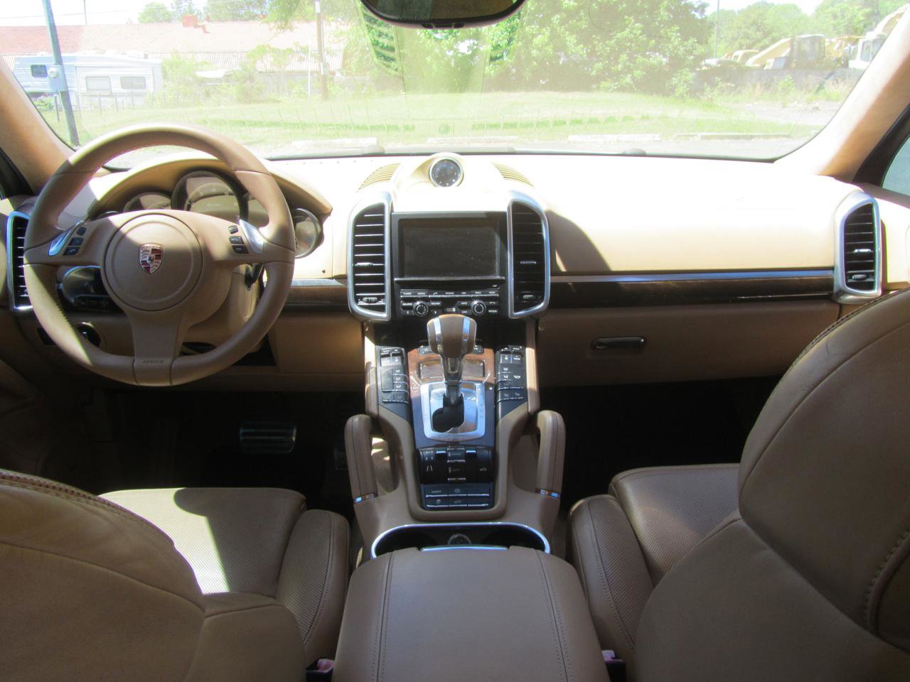 Used 2012 Porsche Cayenne Turbo AWD/4WD image 12