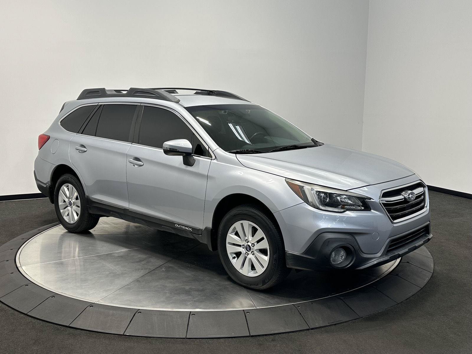 Used 2019 Subaru Outback 2.5i Premium w/ Popular Package #2 AWD/4WD image 2