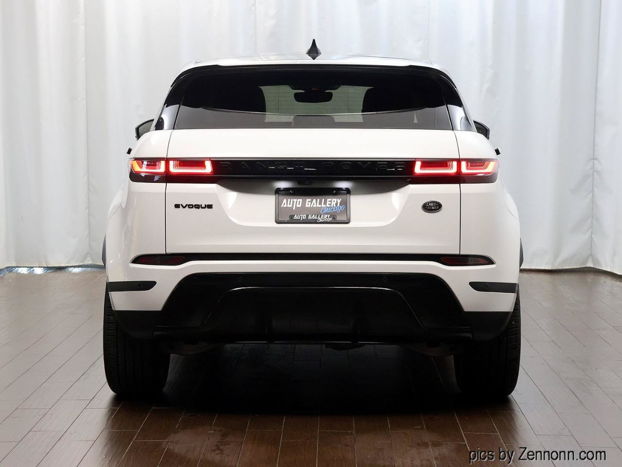 Used 2021 Land Rover Range Rover Evoque SE AWD/4WD image 7
