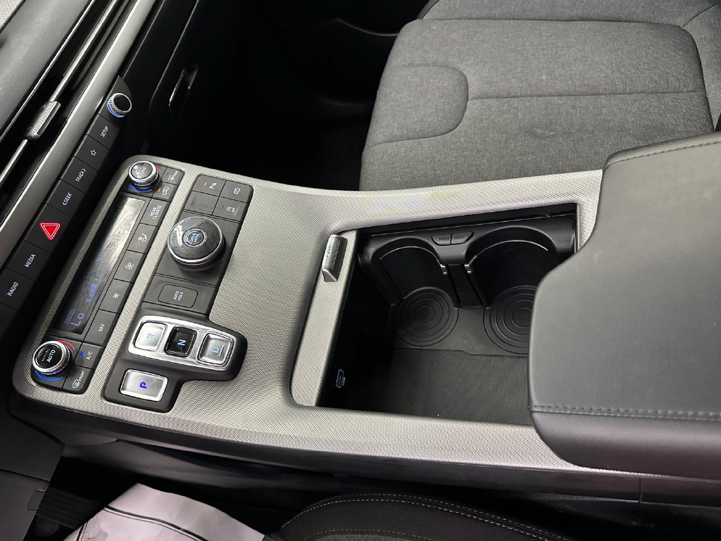 Used 2025 Hyundai Palisade SE FWD image 31