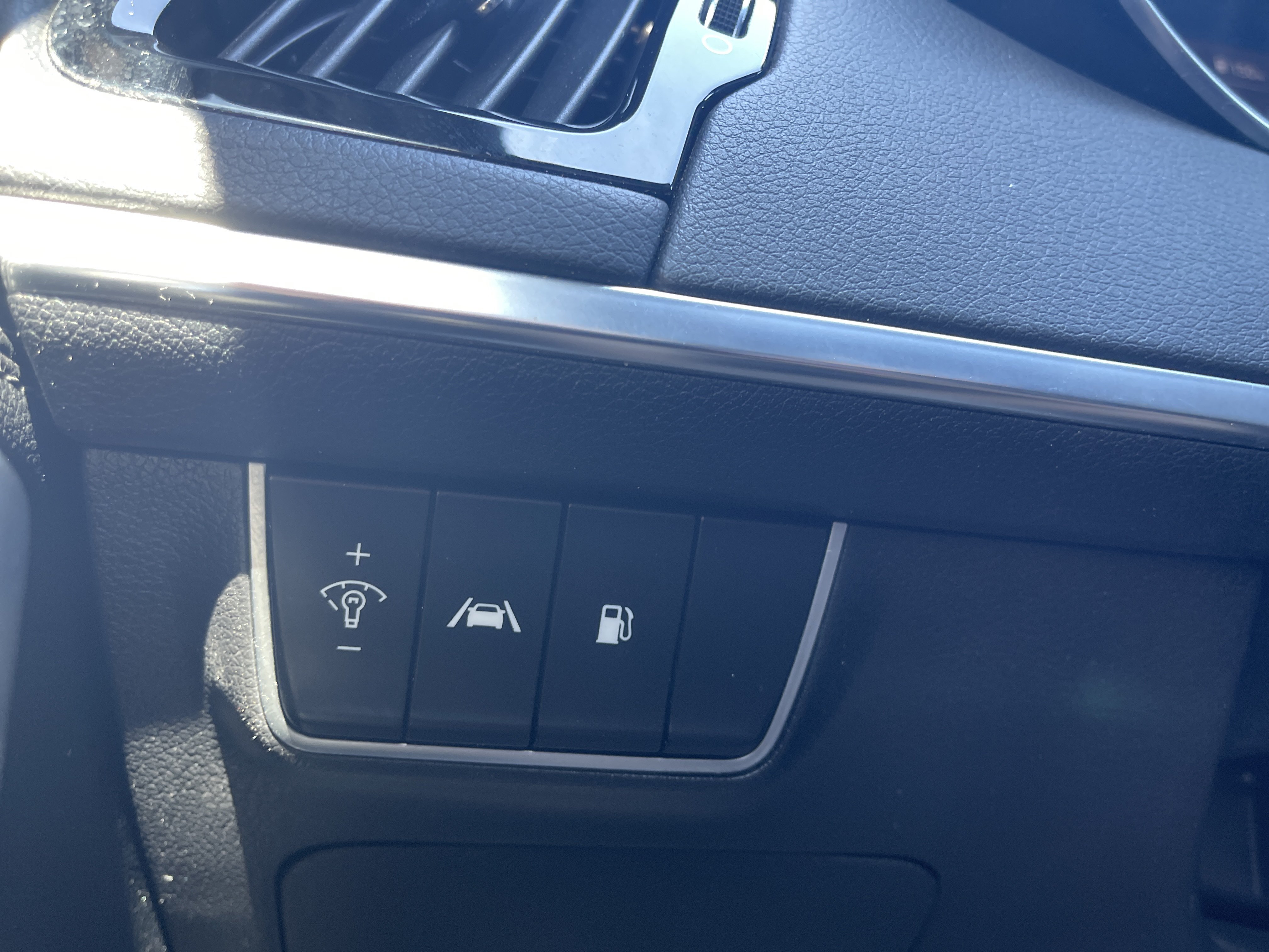 Used 2022 Kia Stinger GT1 RWD image 21
