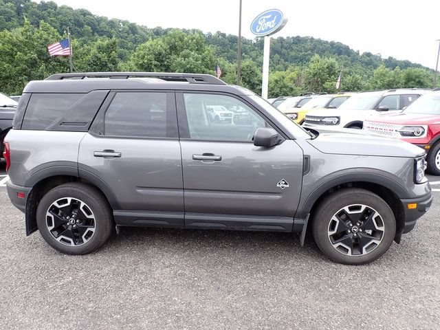 Used 2023 Ford Bronco Sport Outer Banks w/ Tech Package AWD/4WD image 7
