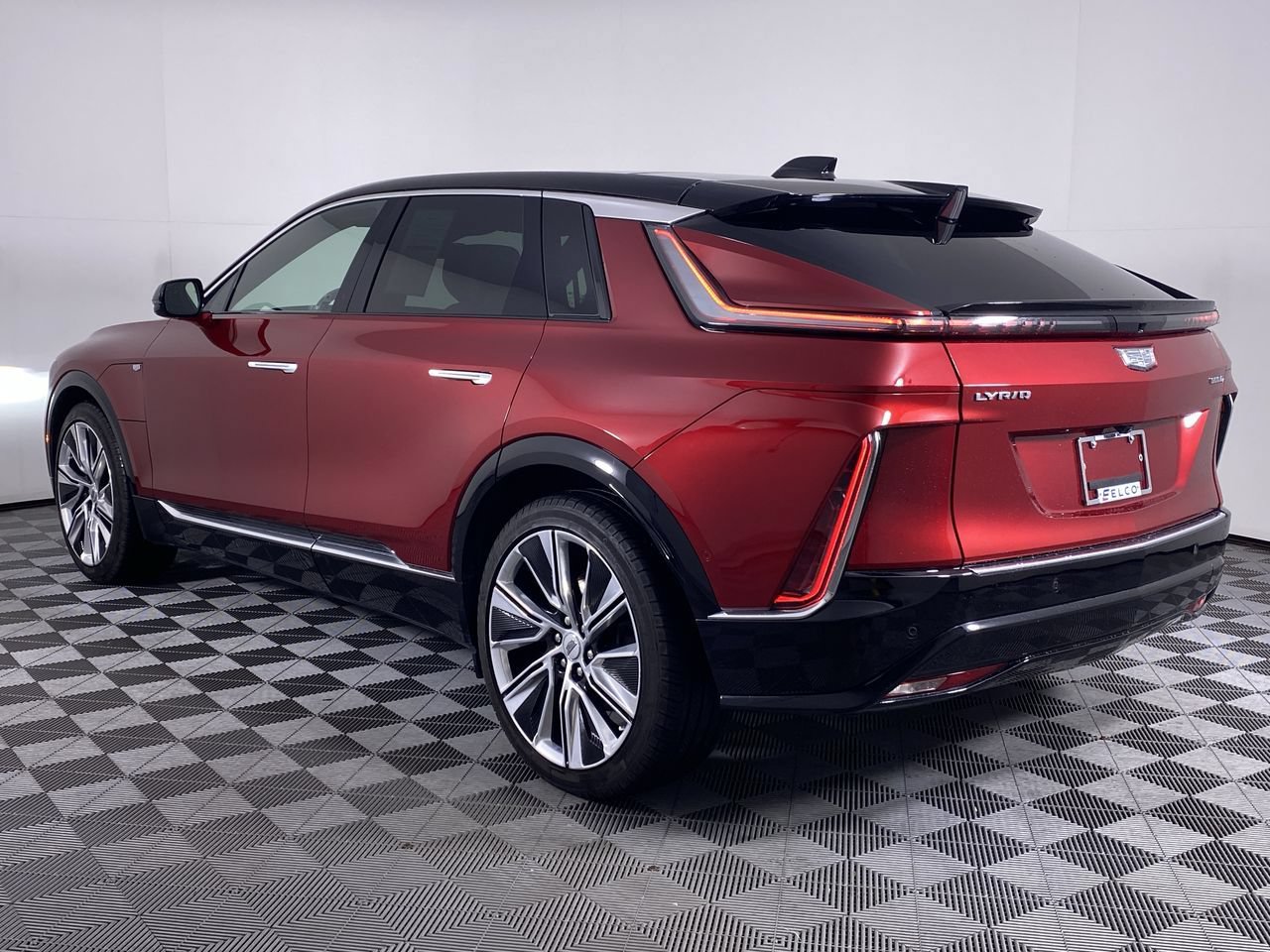 Certified 2024 Cadillac Lyriq Sport w/ LPO, Floor Liner Package AWD/4WD image 19