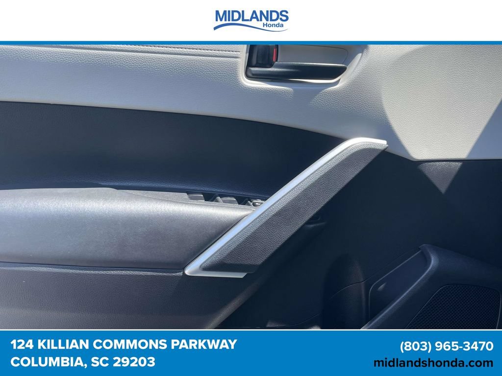 Used 2022 Toyota Corolla Cross LE FWD image 15