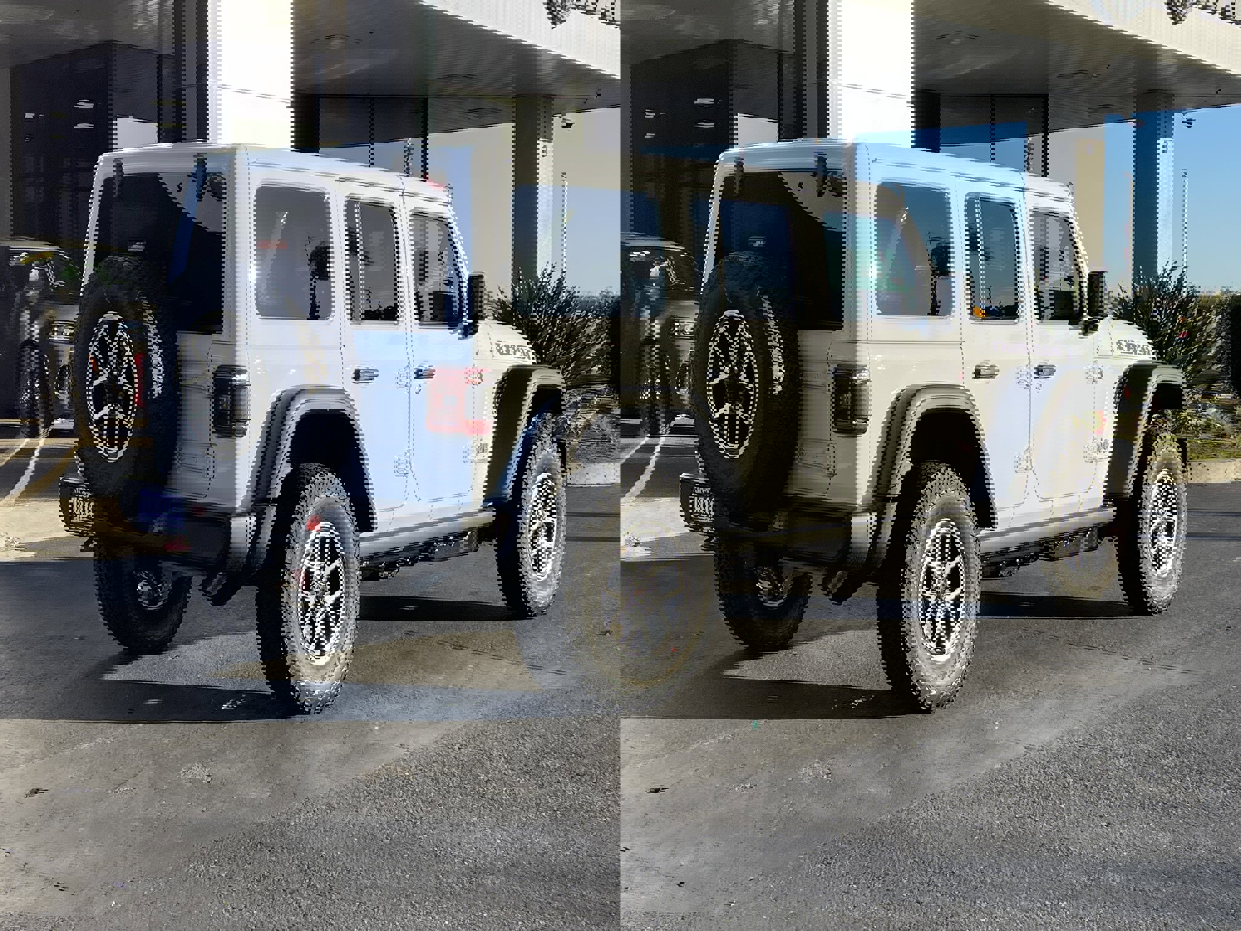 New 2026 Jeep Wrangler Unlimited Rubicon w/ Technology Group image 5