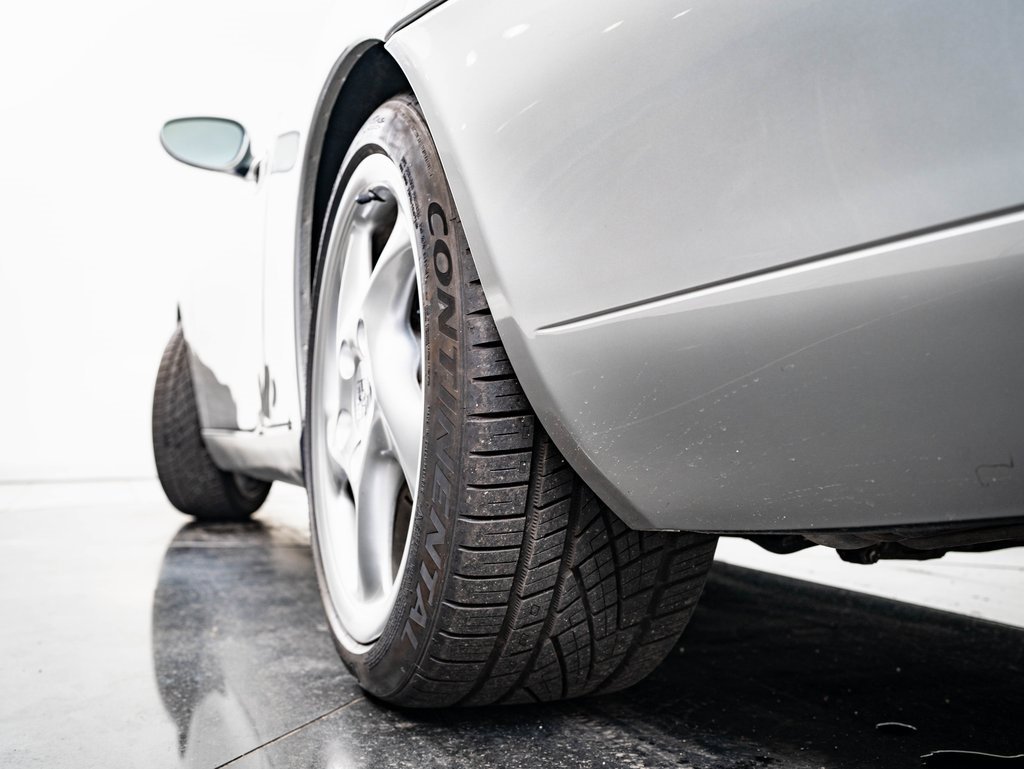 Used 2000 Porsche 911 Carrera image 46