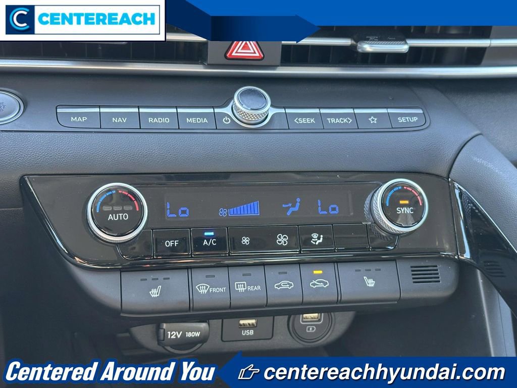 Used 2023 Hyundai Elantra SEL w/ Convenience Package FWD image 25