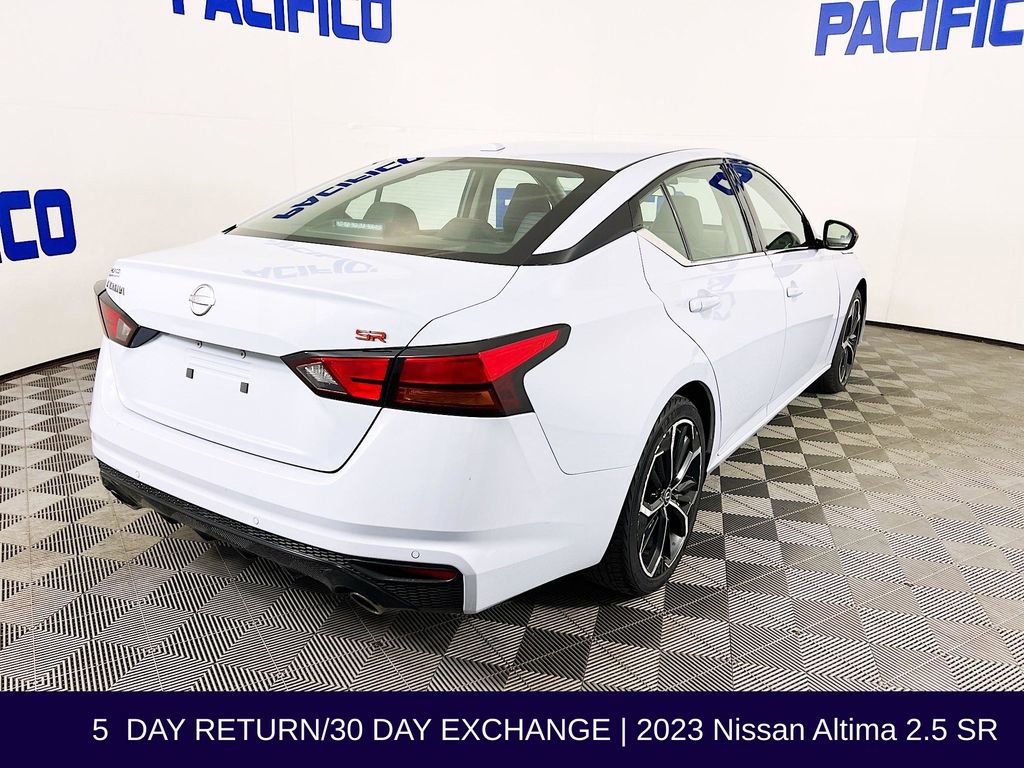 Used 2023 Nissan Altima 2.5 SR FWD image 8