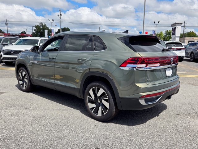 New 2026 Volkswagen Atlas Cross Sport SE FWD image 9