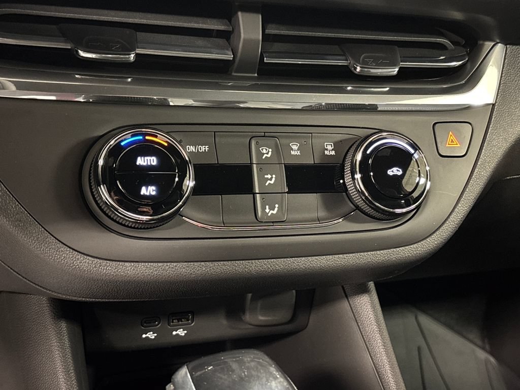 New 2026 Buick Envista Preferred w/ Advanced Safety Package FWD image 34