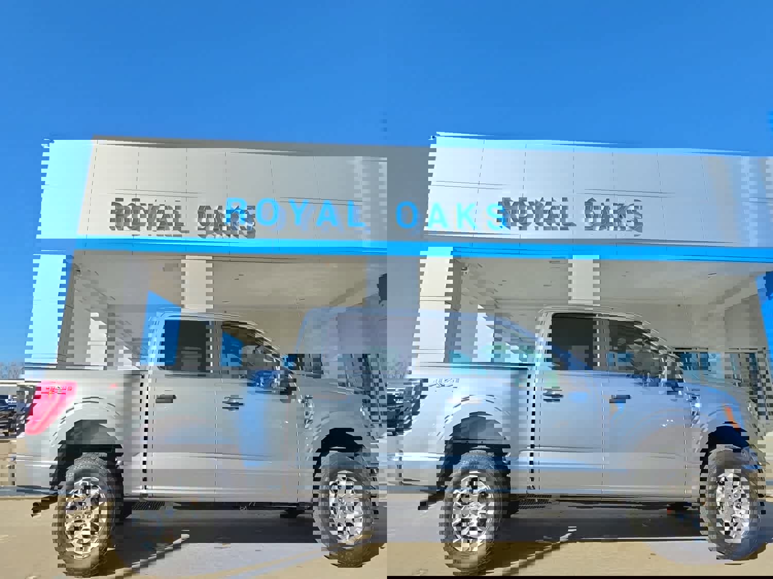 Used 2023 Ford F150 XLT video 1