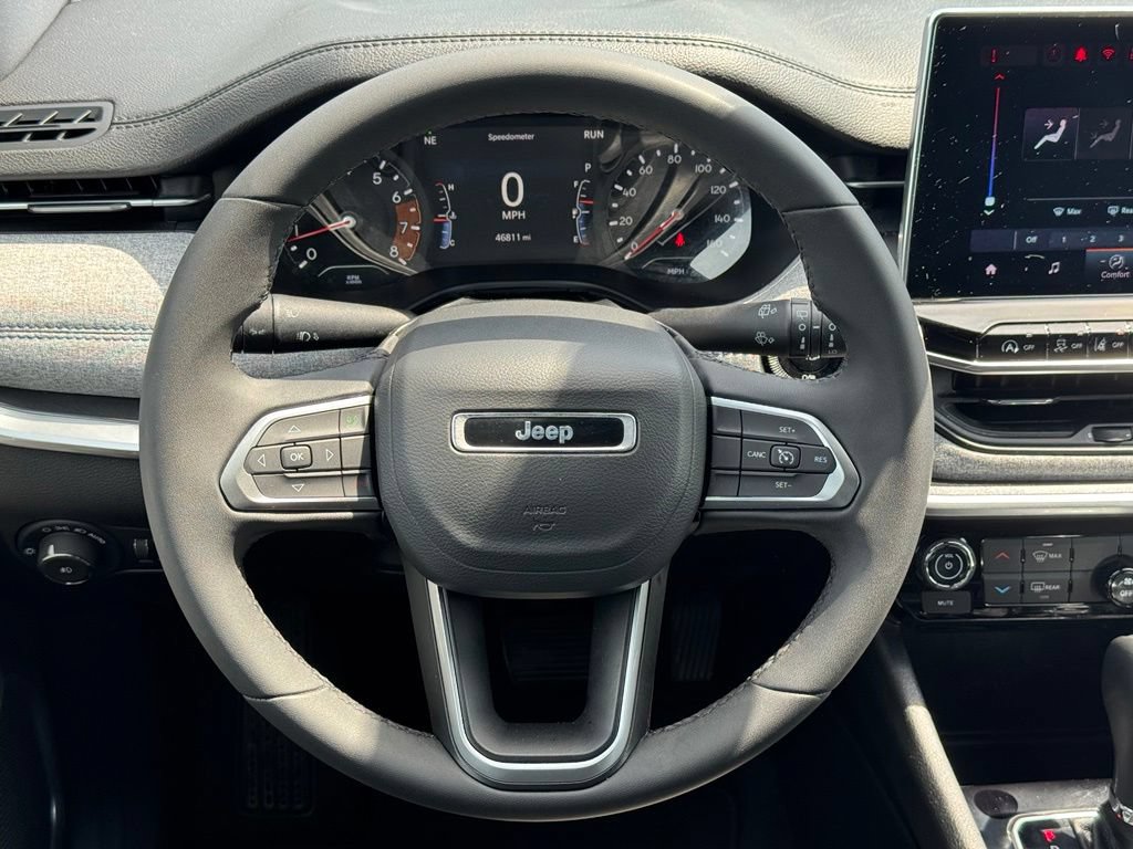 Used 2024 Jeep Compass Latitude AWD/4WD image 22