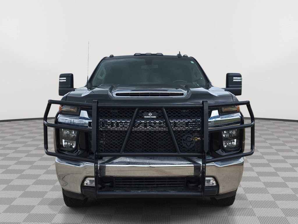 Used 2022 Chevrolet Silverado 3500 LT w/ Convenience Package AWD/4WD image 2