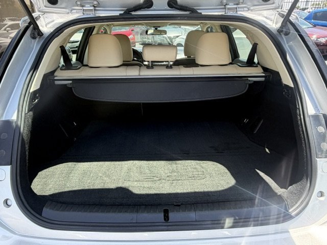 Used 2014 Lexus CT 200h FWD image 4