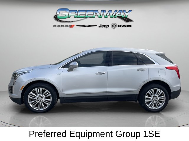 Used 2017 Cadillac XT5 Premium Luxury FWD image 3