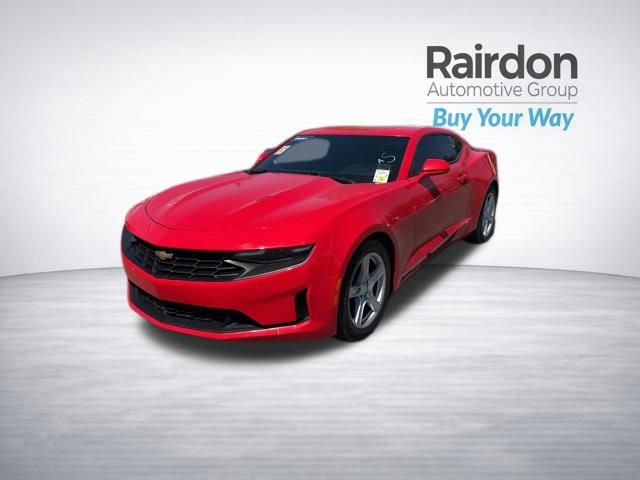 Used 2020 Chevrolet Camaro LT RWD image 5