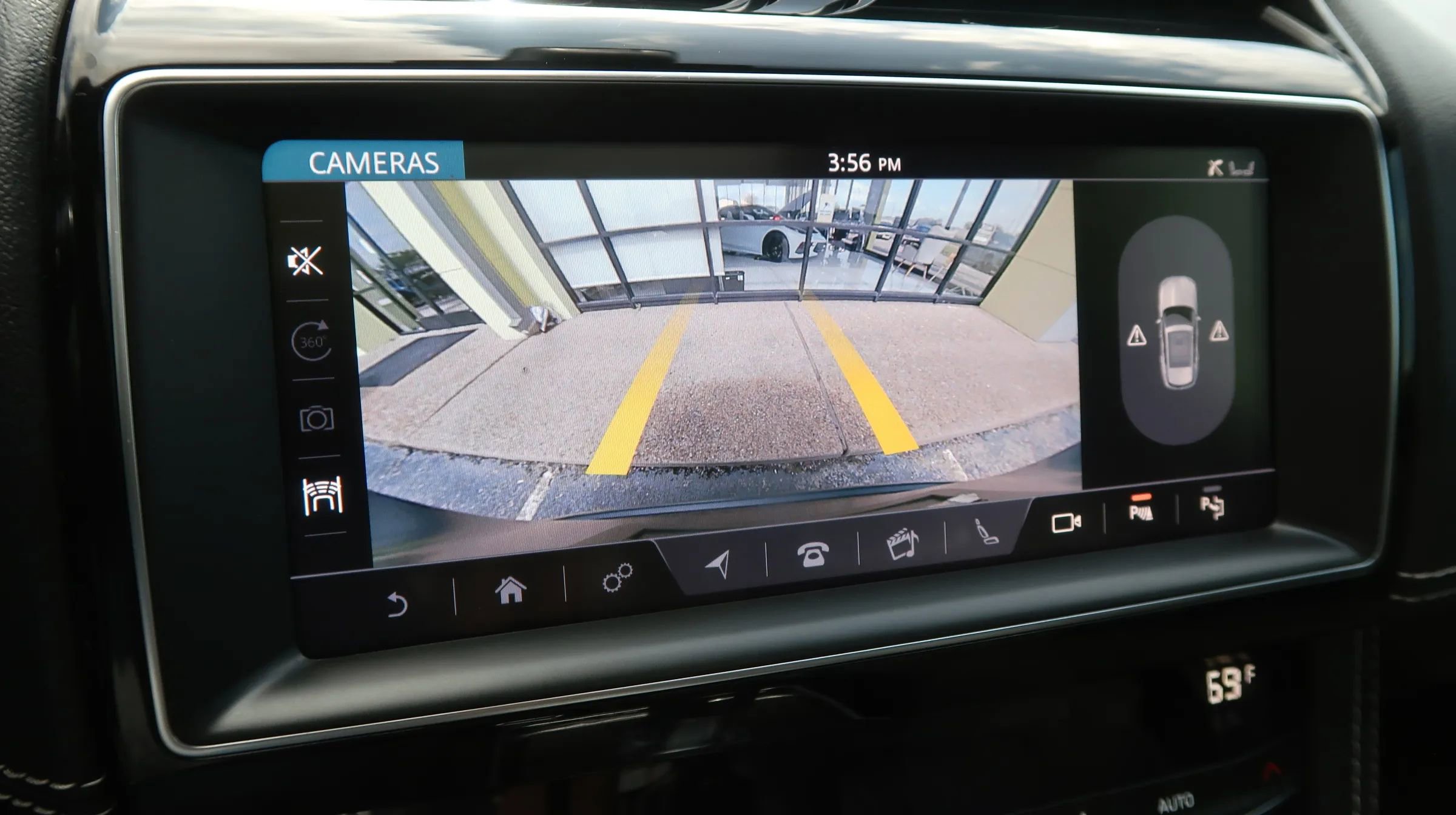 Used 2020 Jaguar F-PACE SVR AWD/4WD image 35