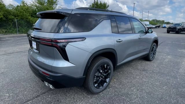 New 2026 Chevrolet Traverse LT w/ Midnight/Sport Edition AWD/4WD image 2