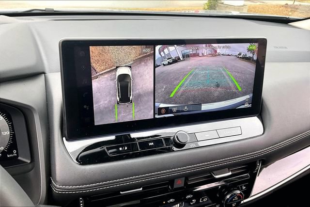 Certified 2025 Nissan Rogue SL w/ Tech Package image 13