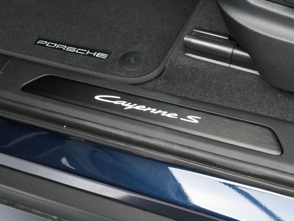 New 2026 Porsche Cayenne S image 16