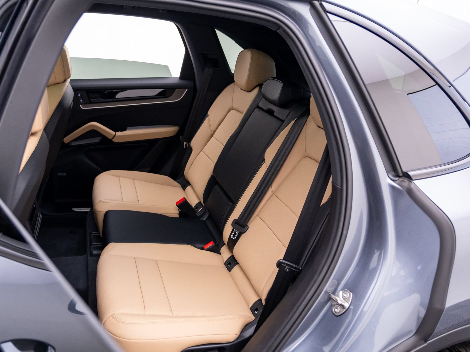 New 2026 Porsche Cayenne AWD/4WD image 17