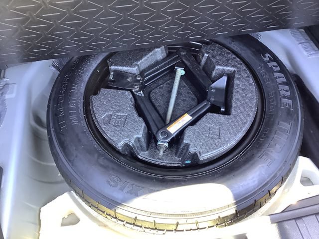 Used 2022 Toyota RAV4 LE AWD/4WD image 30