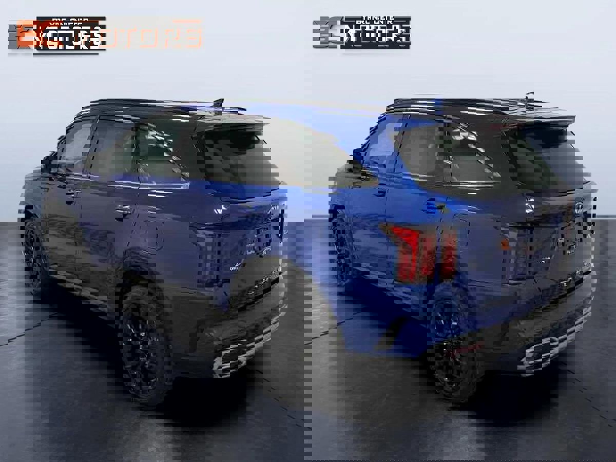 Used 2021 Kia Sorento EX image 4