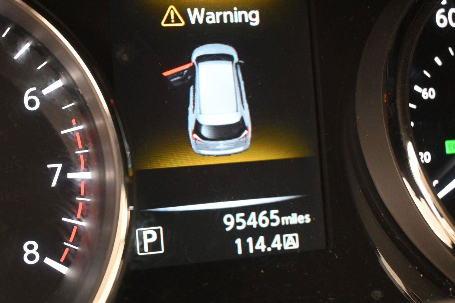 Used 2015 Nissan Rogue SV AWD/4WD image 3
