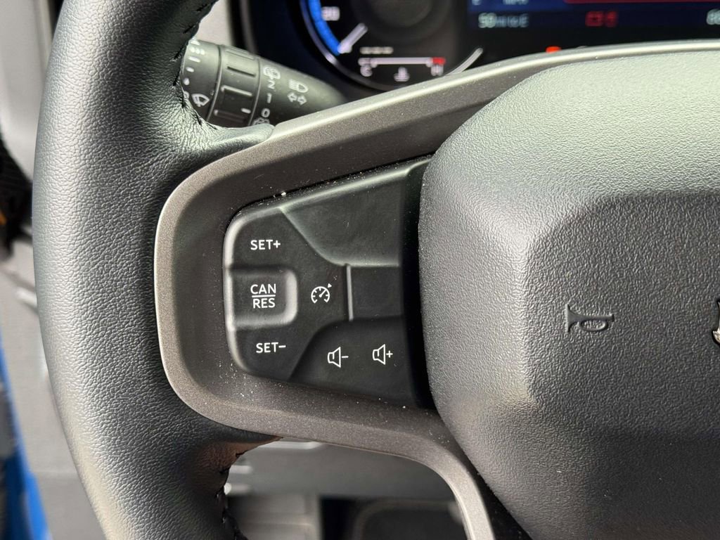 Used 2024 Ford Bronco Badlands image 11