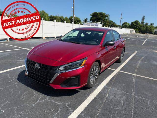Used 2024 Nissan Altima 2.5 SV