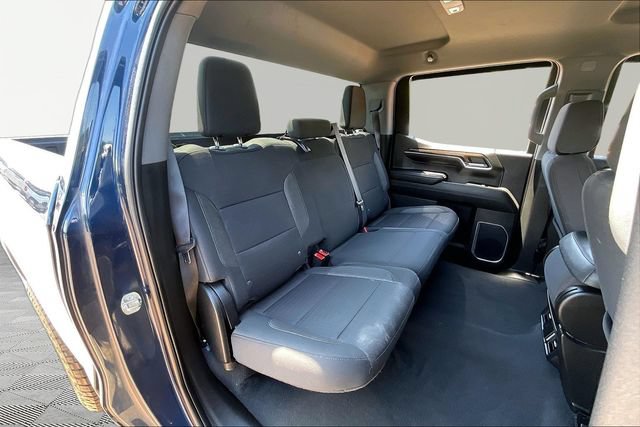 Used 2023 Chevrolet Silverado 1500 LT AWD/4WD image 17