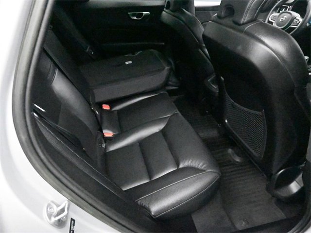 Used 2023 Volvo XC60 B5 Plus w/ Protection Package Premier image 28