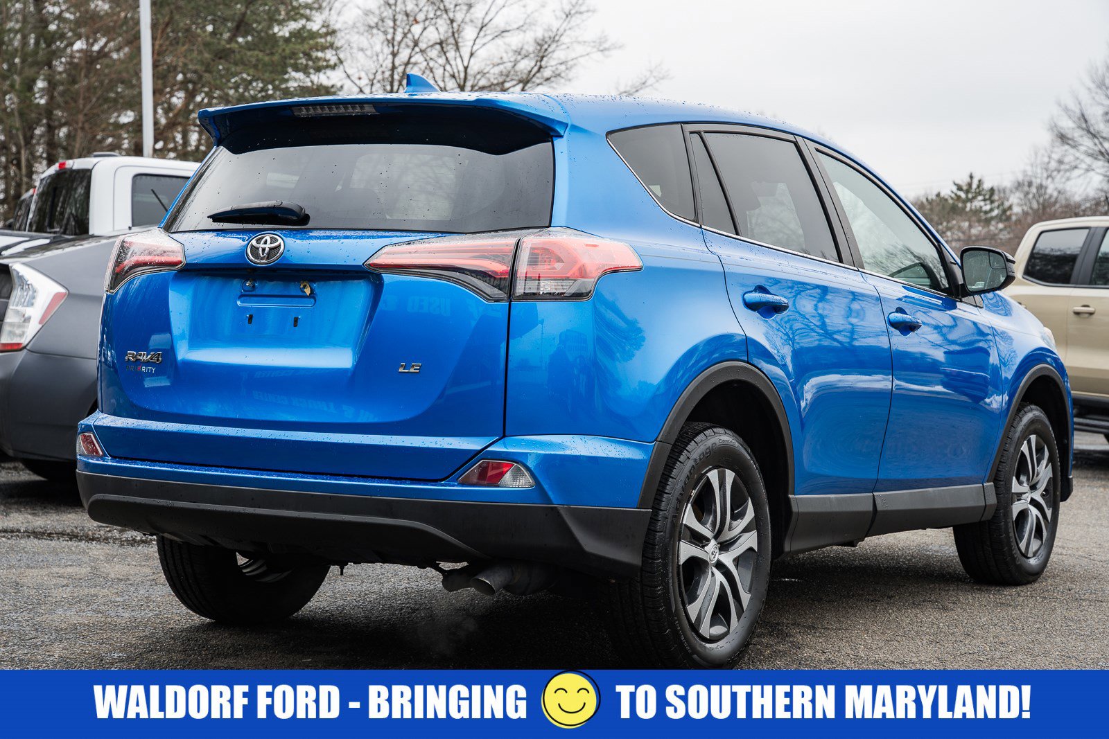 Used 2018 Toyota RAV4 LE w/ All Weather Liner Package image 5