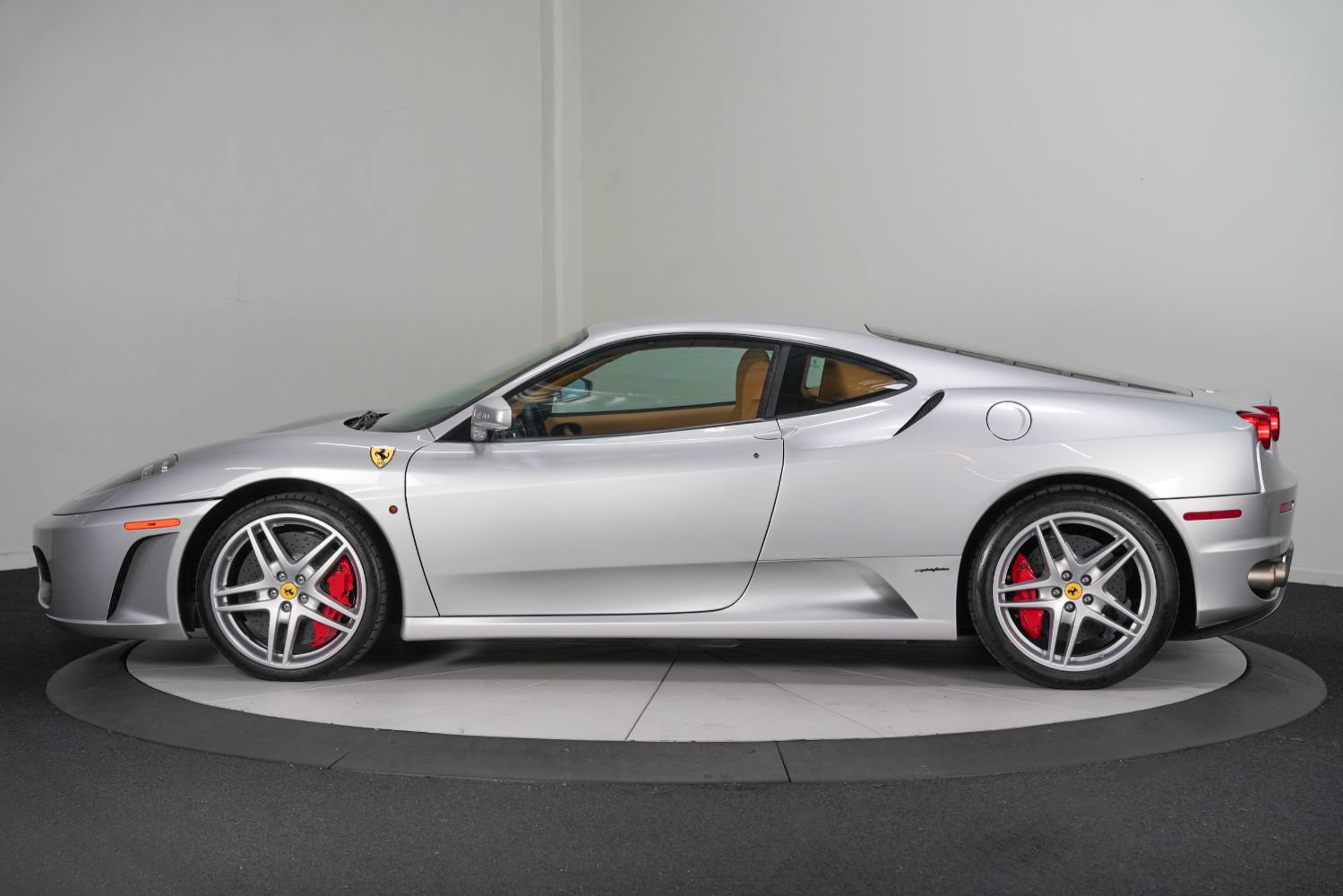 Used 2009 Ferrari F430 Coupe RWD image 5