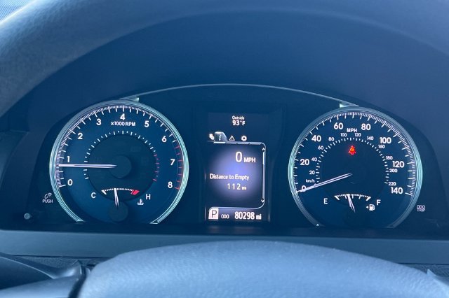 Used 2016 Toyota Camry LE FWD image 27